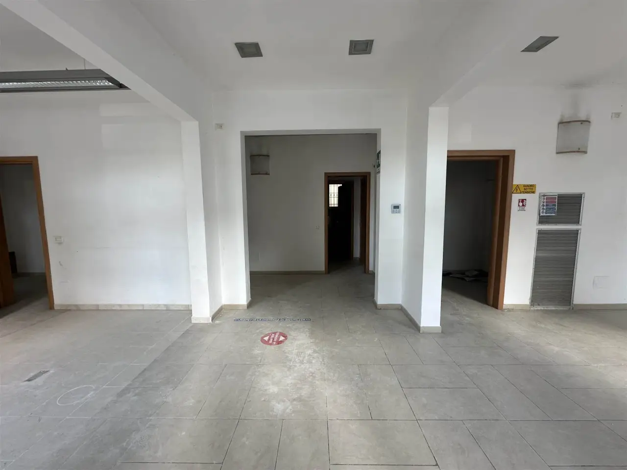 Ufficio in , Livorno, {3} - Foto 2