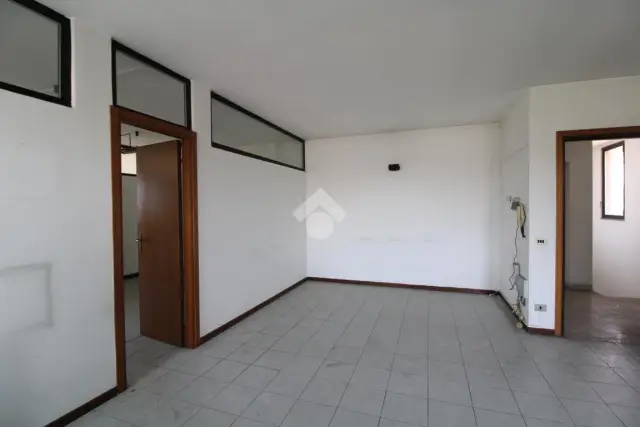 insertion image