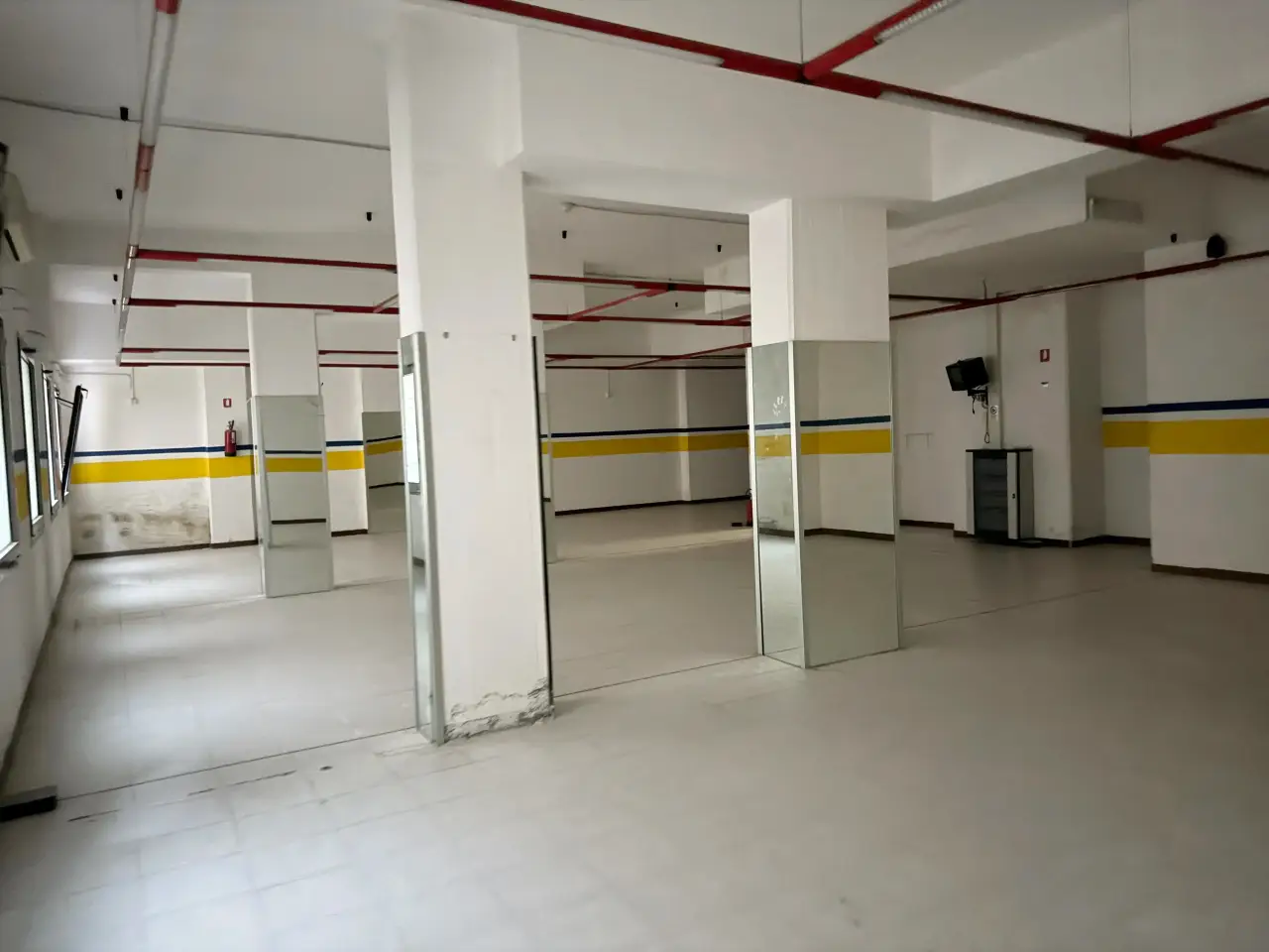Negozio in , Verona, {3} - Foto 1