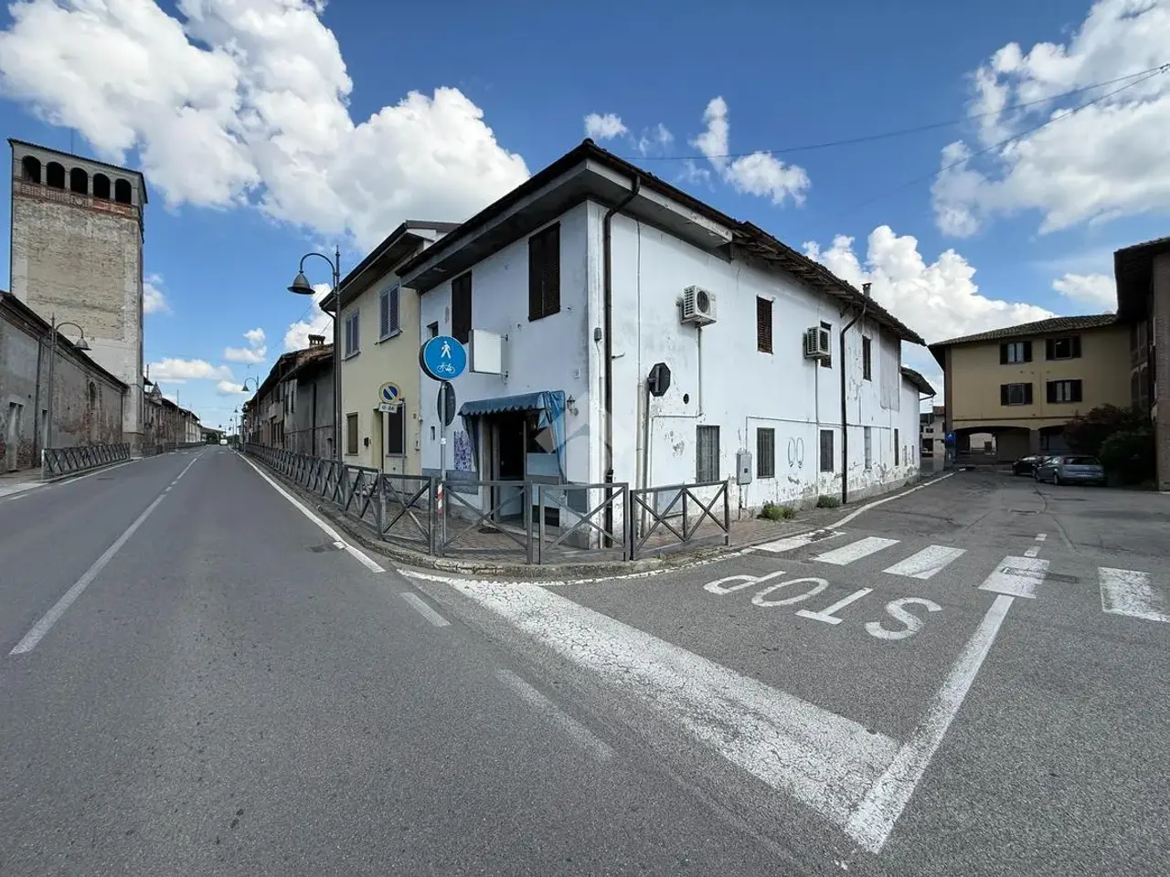 Negozio in Via Roma 31, Palazzo Pignano, {3} - Foto 1
