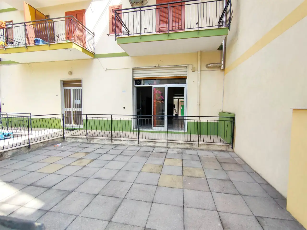 Negozio in Corso Umberto I°, Nizza Di Sicilia, {3} - Foto 2