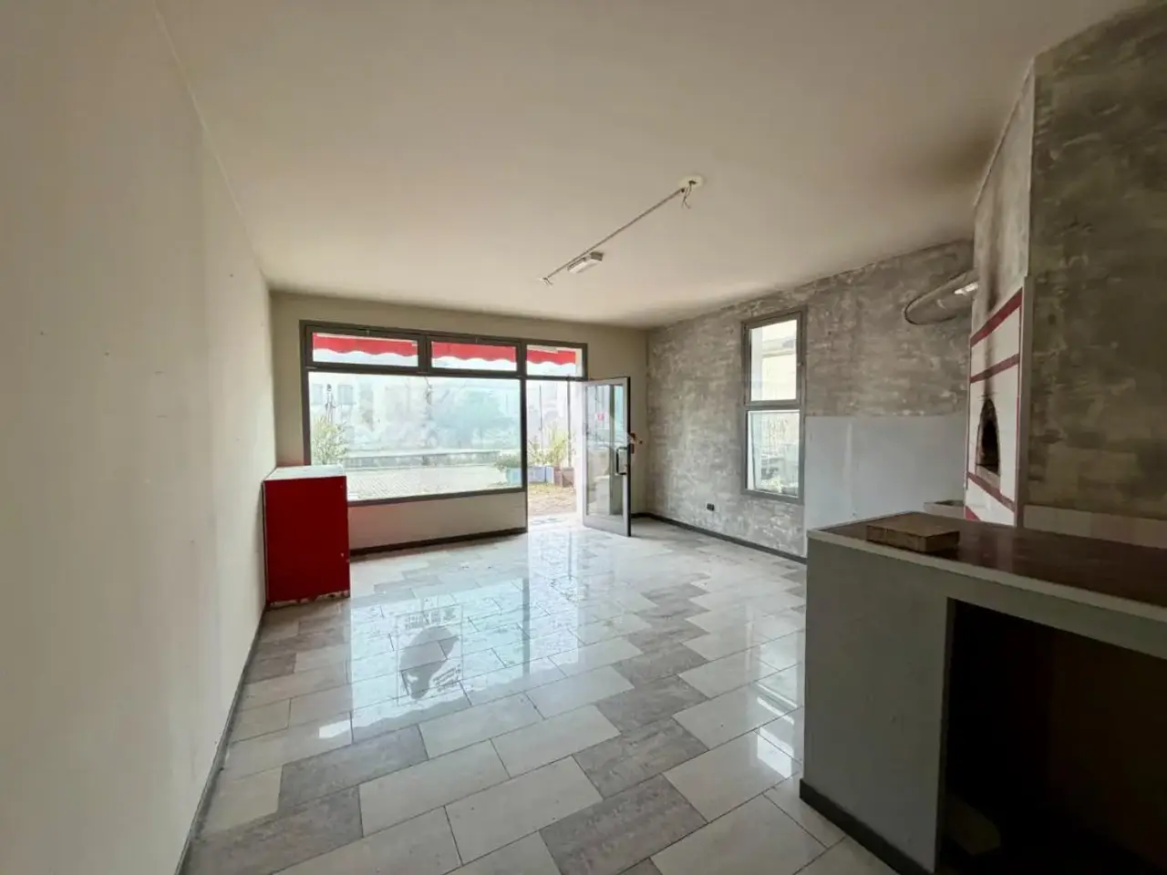 Negozio in Via San Croce B., Cittadella, {3} - Foto 1