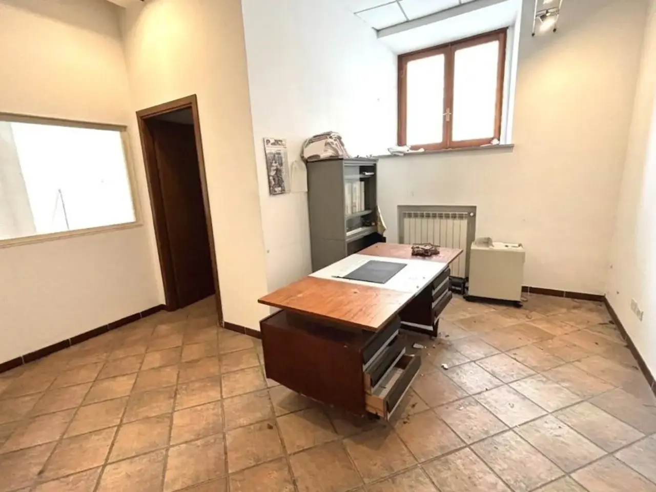Ufficio in Viale della Repubblica, Subiaco, {3} - Foto 2