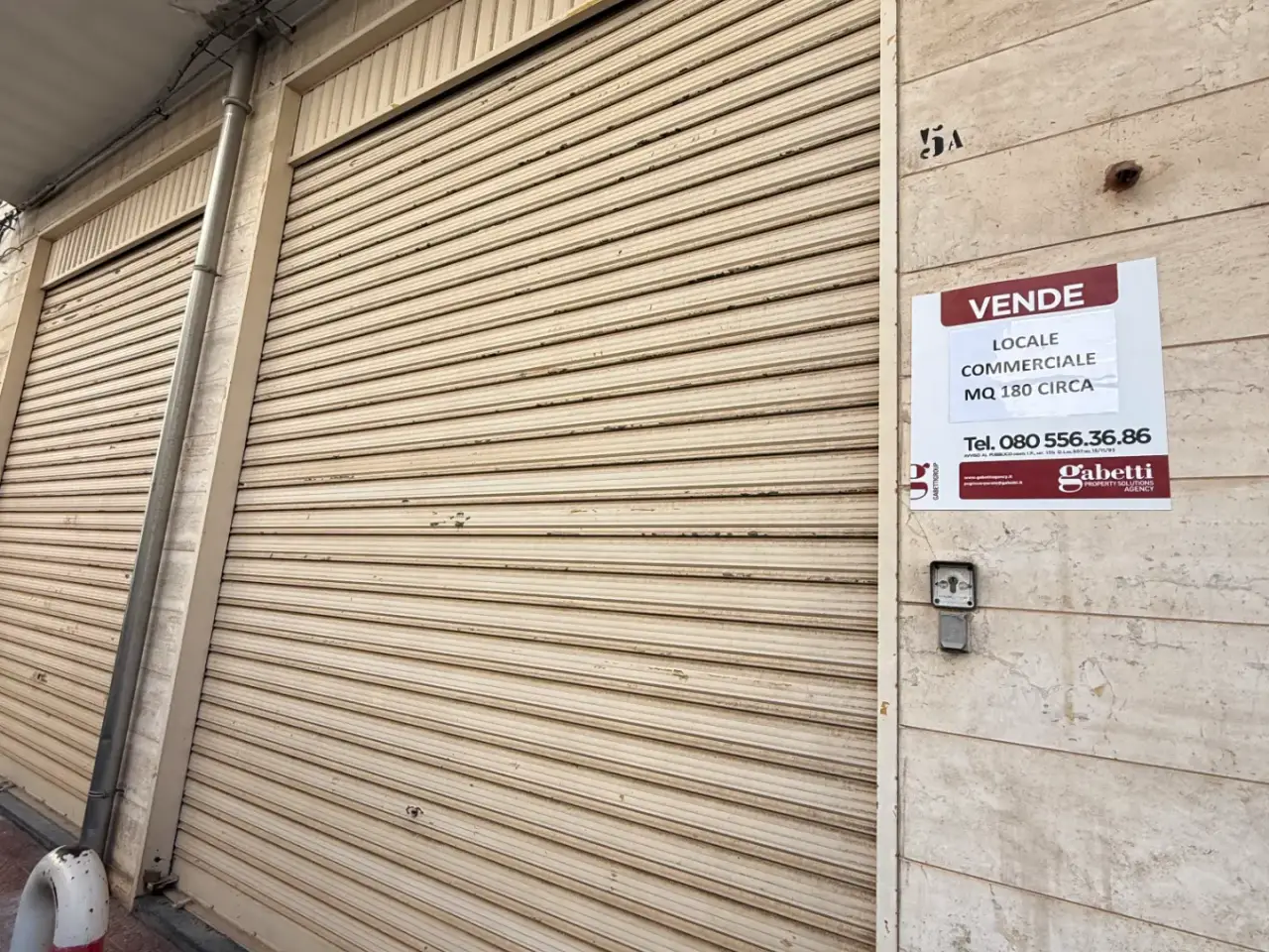 Negozio in Via Europa Unita 5, Conversano, {3} - Foto 1