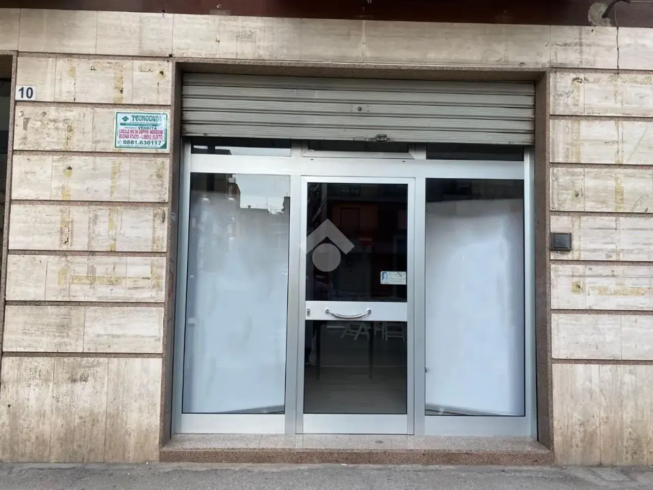 Negozio in Via Pasquale Fuiani 8, Foggia, {3} - Foto 1