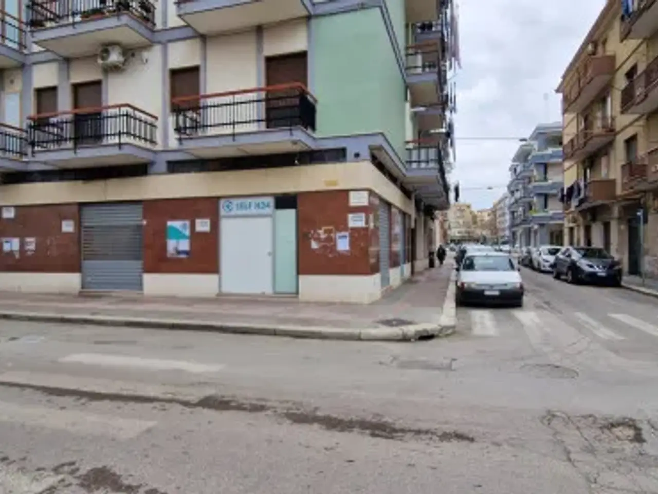 Negozio in Corso Vittorio Emanuele II, Trani, {3} - Foto 2