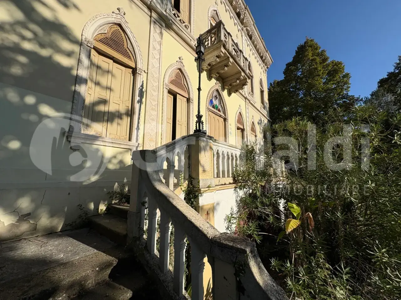 Palazzina commerciale in Viale delle Terme 12, Abano Terme, {3} - Foto 1