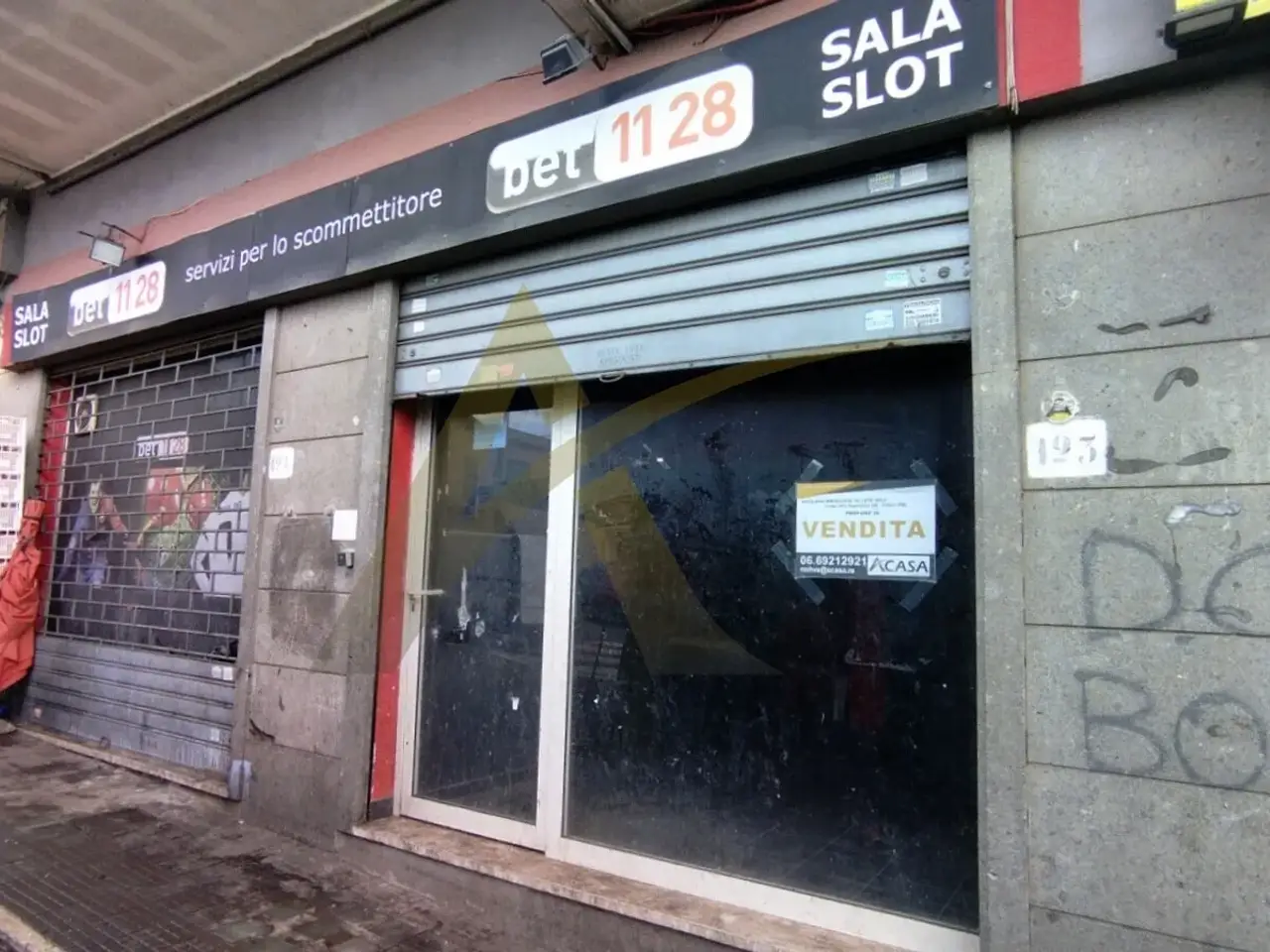 Locale commerciale in , Genzano Di Roma, {3} - Foto 1