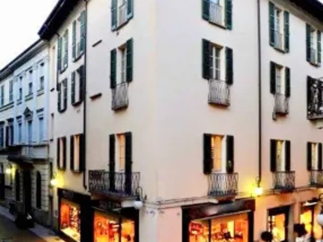 Negozio in Corso Italia 12d, Novara, {3} - Foto 1
