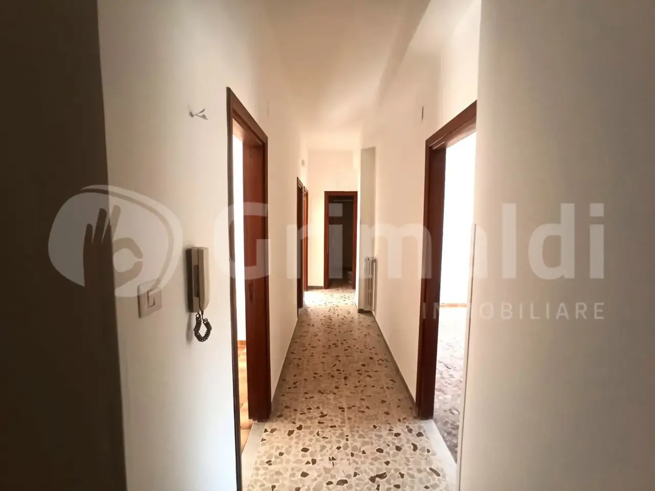 Ufficio in Viale Antonio Mellusi , Benevento, {3} - Foto 2