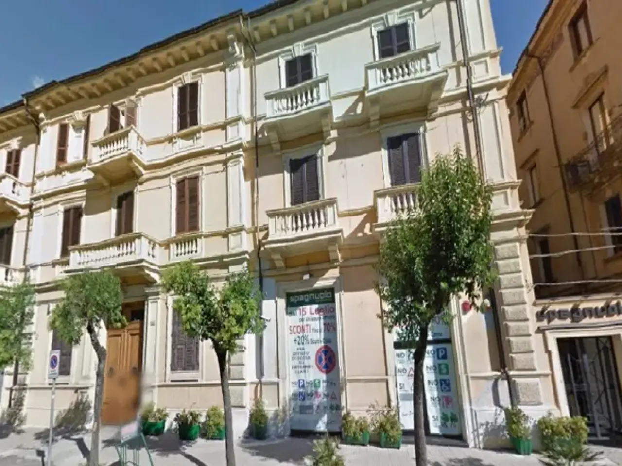 Negozio in Viale Trieste, 87100, Cosenza, Cosenza, {3} - Foto 1