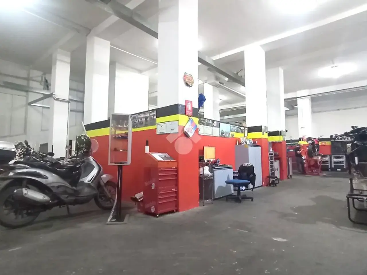 Magazzino in Via Ammiraglio Persano 17, Palermo, {3} - Foto 2
