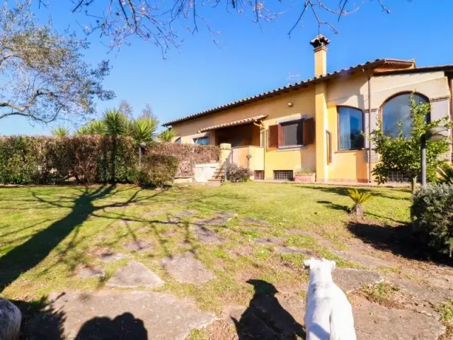 Villa in {3}, Via San Celso - Foto 1