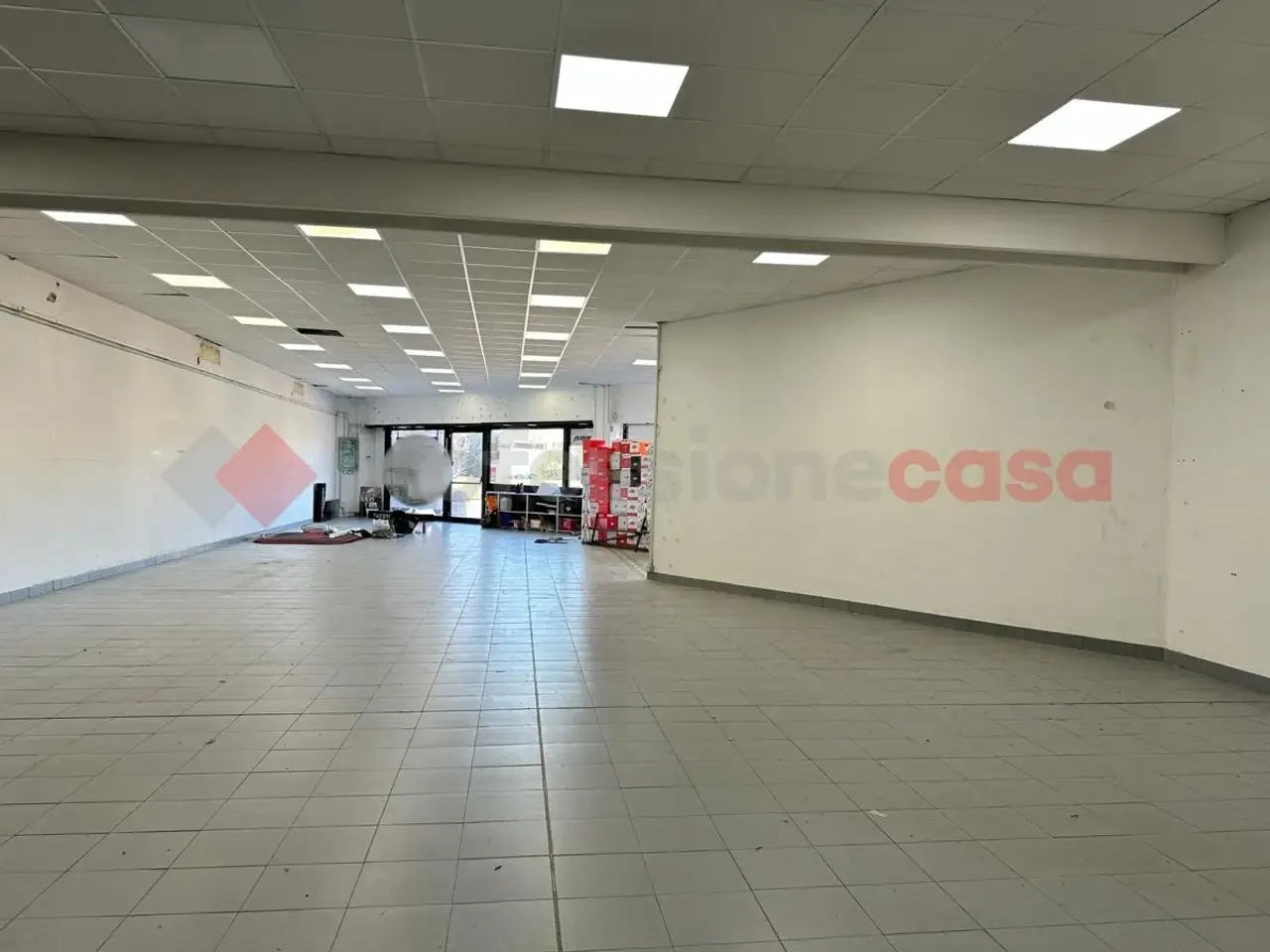 Magazzino in Via Newton  70-72, Arezzo, {3} - Foto 2