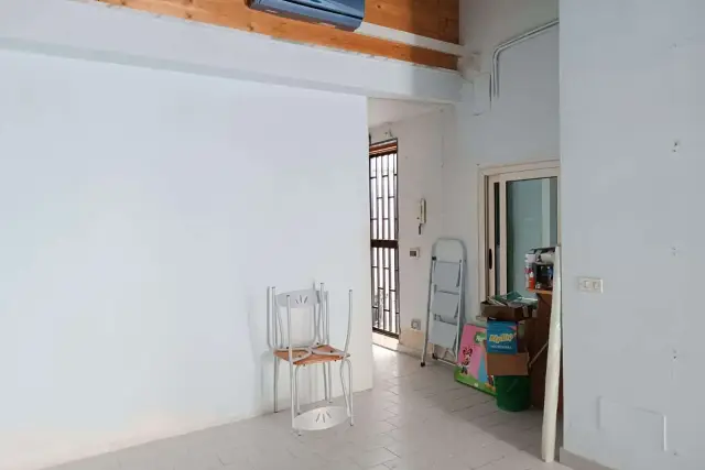 2-room flat, Bitonto - Photo 1