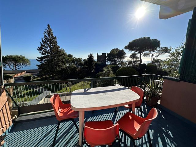 2-room flat in Via Torre d'Ere, Bergeggi - Photo 1