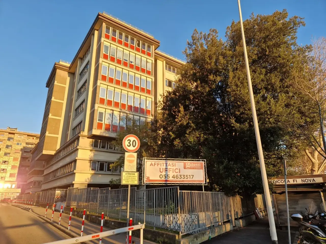 Ufficio in , Firenze, {3} - Foto 1
