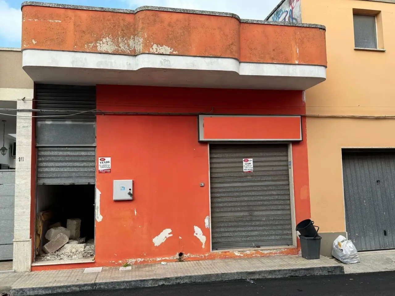 Esercizio commerciale in Via M. Sabotino 4 Monteroni di Lecce, Monteroni Di Lecce, {3} - Foto 1