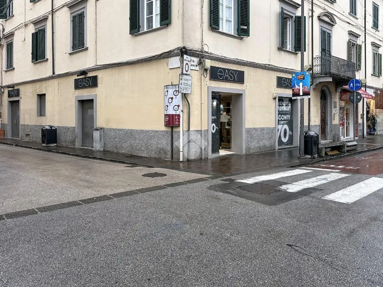Negozio in Via I° Maggio 1, Pontedera, {3} - Foto 1