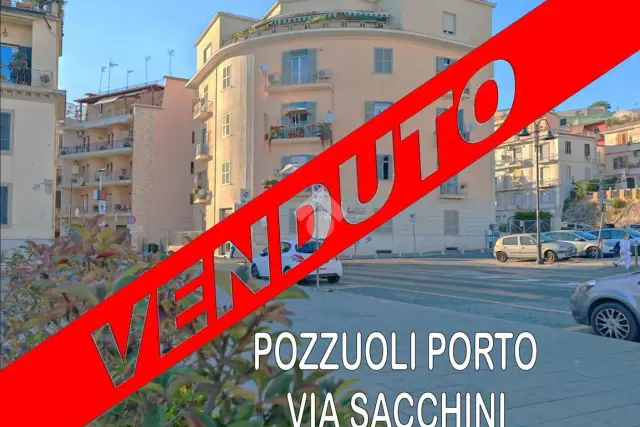 Dreizimmerwohnung in Via Sacchini, Pozzuoli - Foto 1