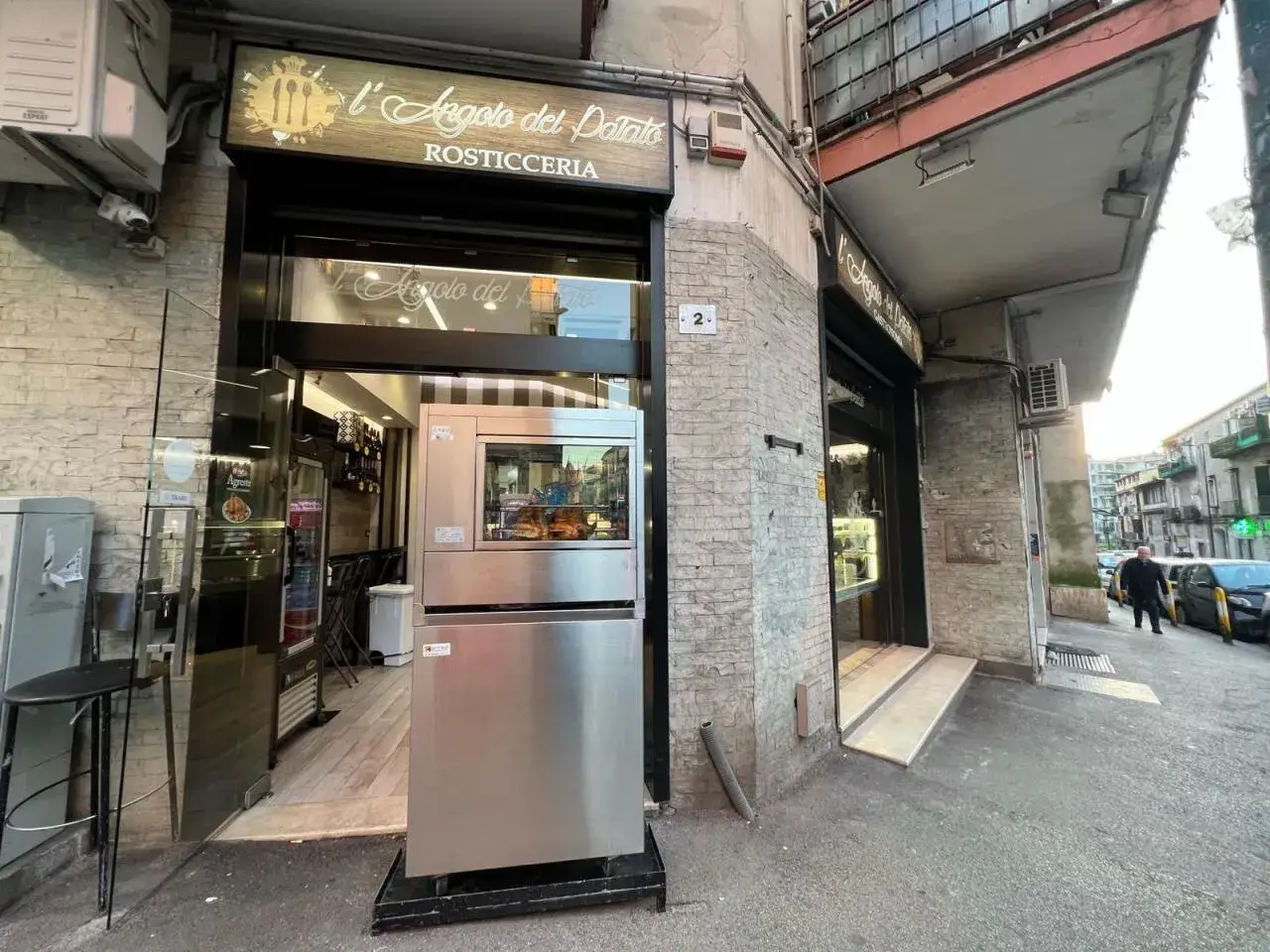 Gastronomia in Via Adolfo Omodeo 1, Napoli, {3} - Foto 1