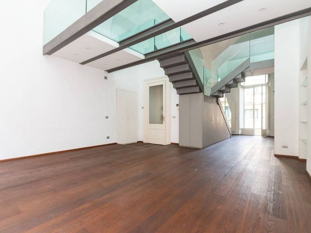 Apartament in Via Cesare Battisti 7, Torino - Photo 1