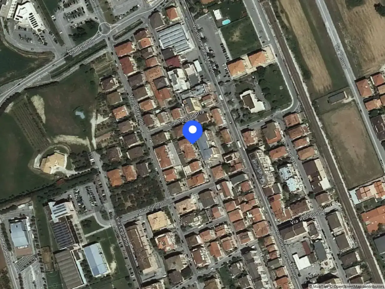 Laboratorio in Via C. Colombo, 131, 63821 Porto Sant'Elpidio Fm, Italia 131, Porto Sant'Elpidio, {3} - Foto 1