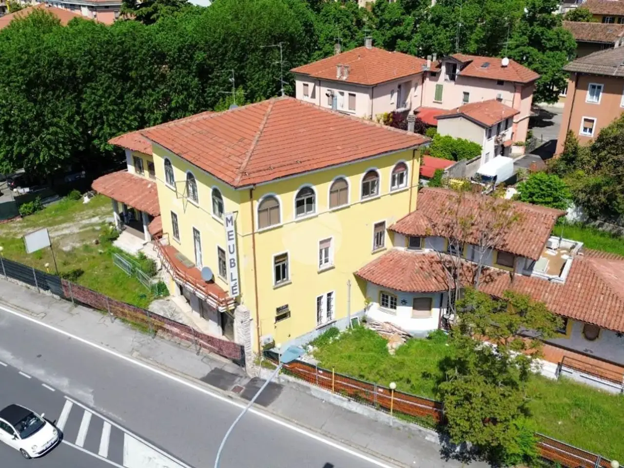 Albergo in Viale Sant'Eufemia 51, Brescia, {3} - Foto 1