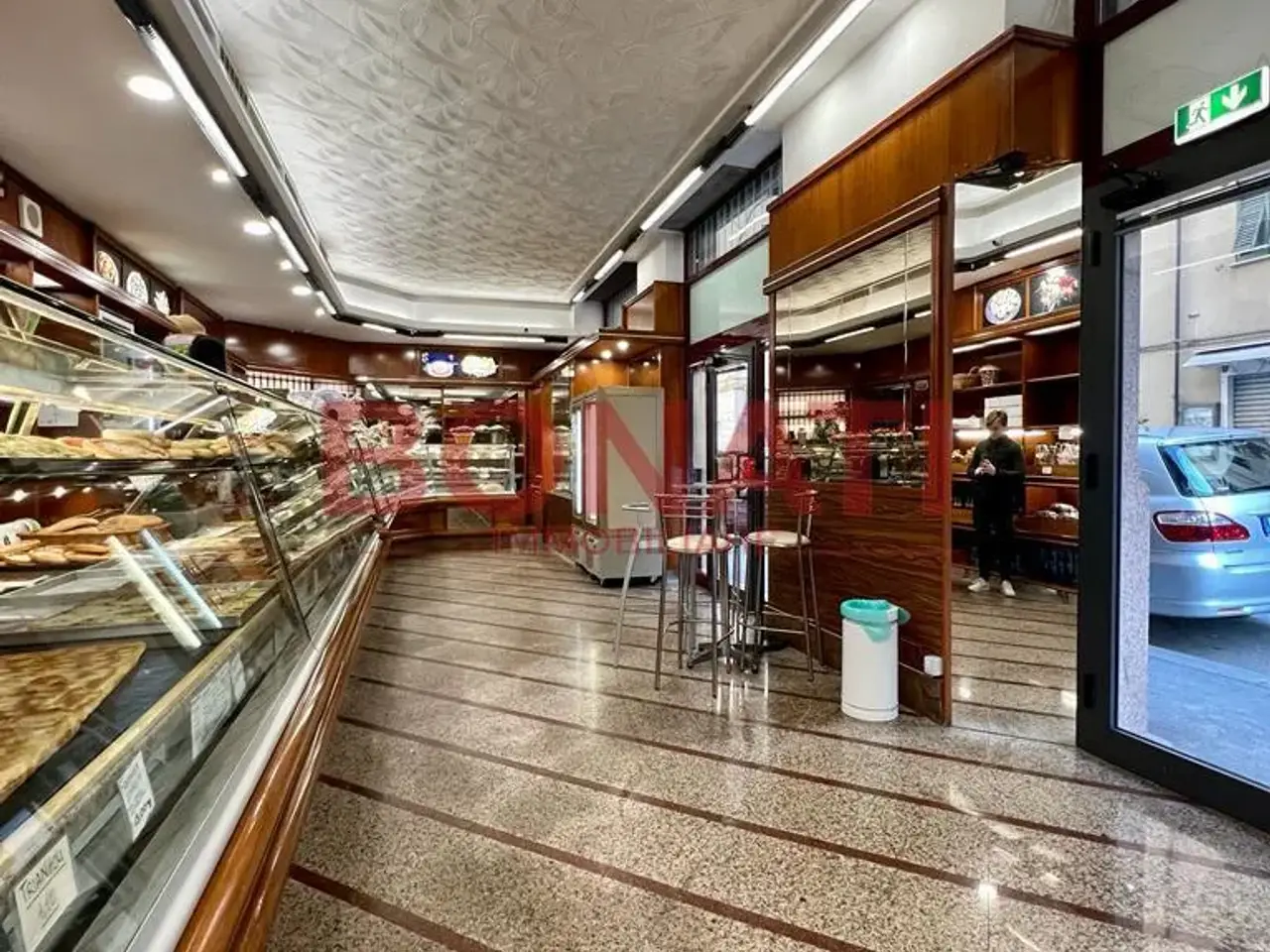 Palazzina commerciale in Via Napoli 27, La Spezia, {3} - Foto 1