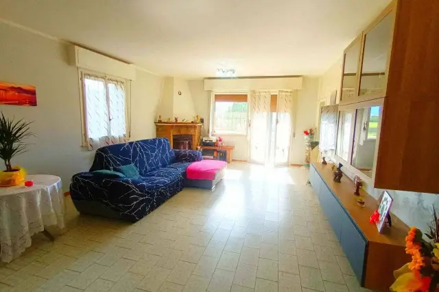 Apartament in Via Sole, Vetto - Photo 1