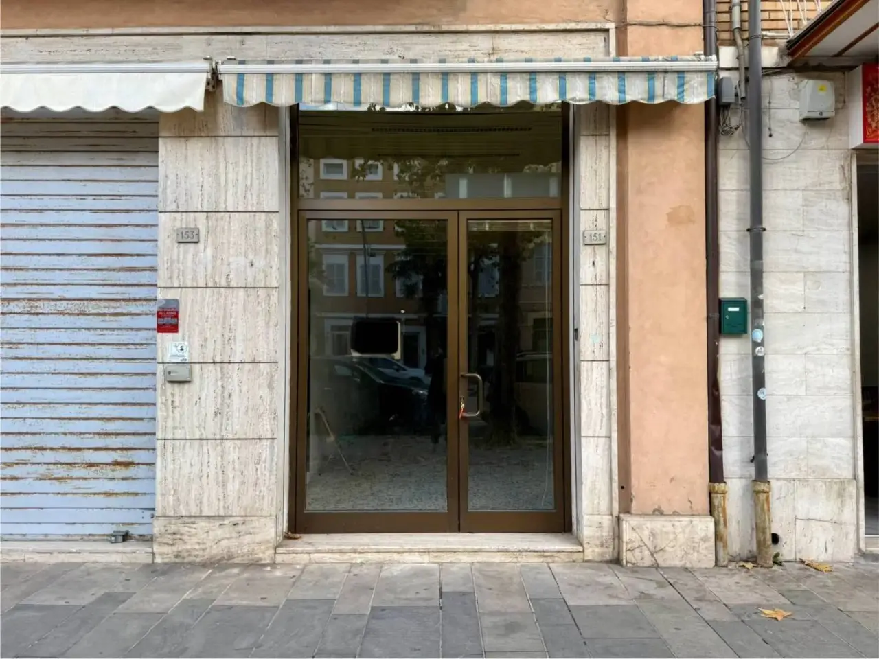 Locale commerciale in Indirizzo Corso Umberto I 151, Civitanova Marche, {3} - Foto 1