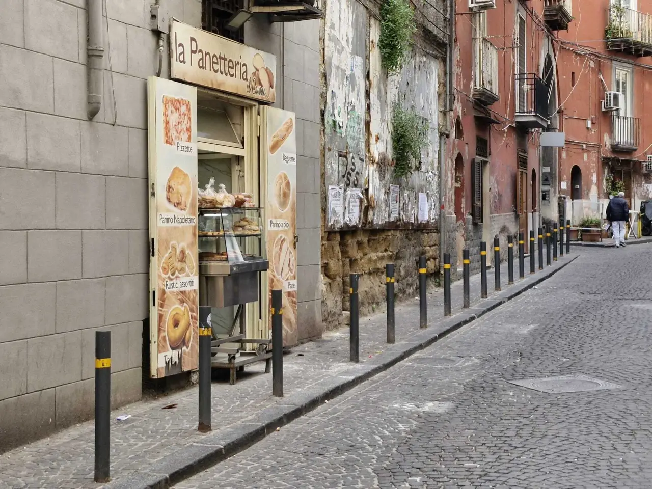 Pasticceria in Via Francesco Saverio Correra 24, Napoli, {3} - Foto 1