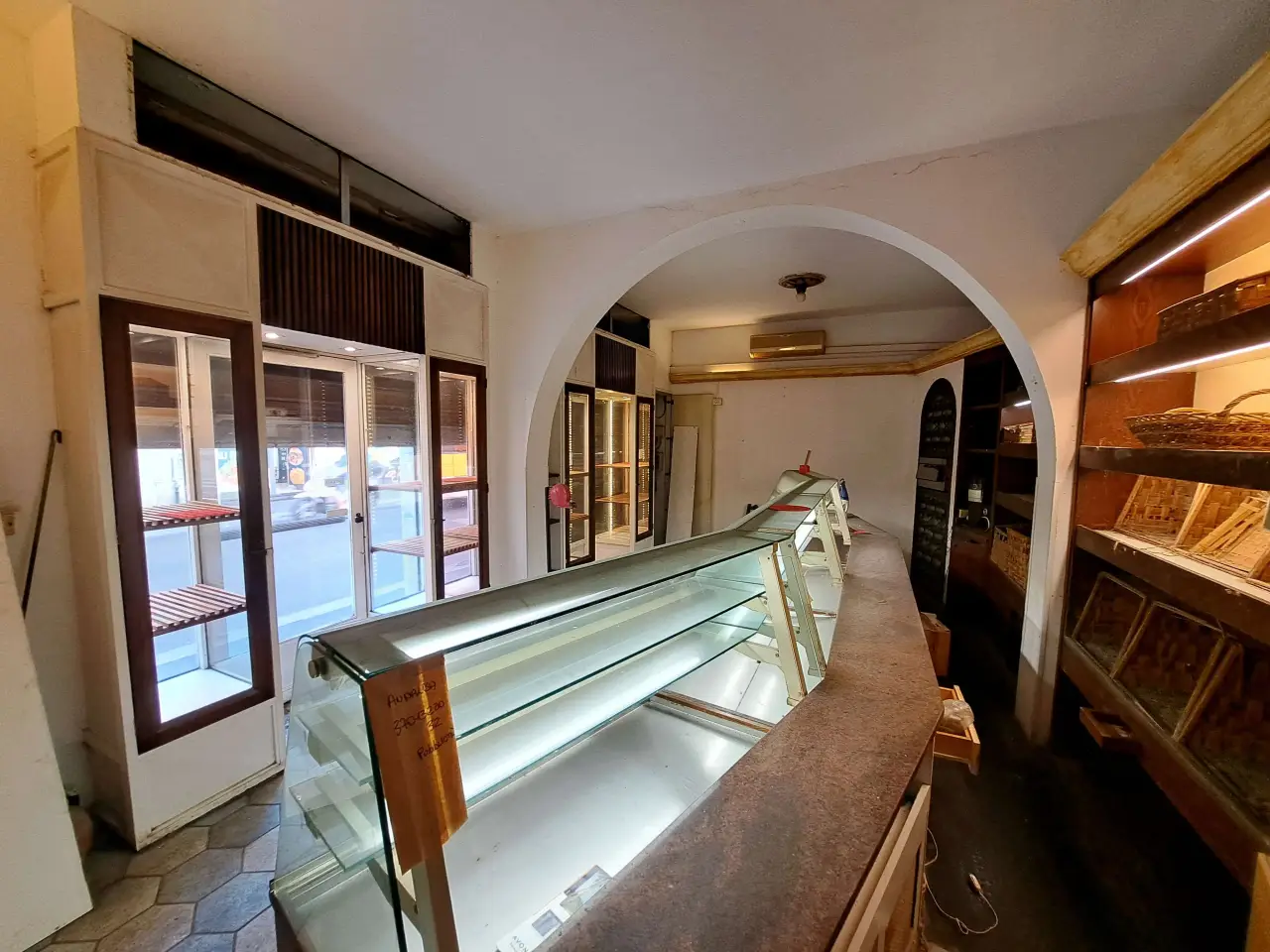 Negozio in , Livorno, {3} - Foto 1