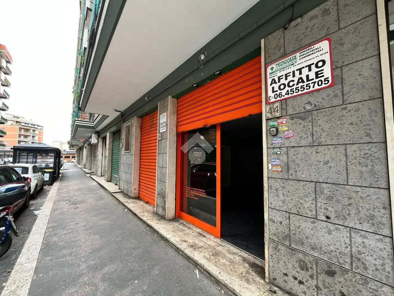 Negozio in Via Renato Simoni 44, Roma, {3} - Foto 2