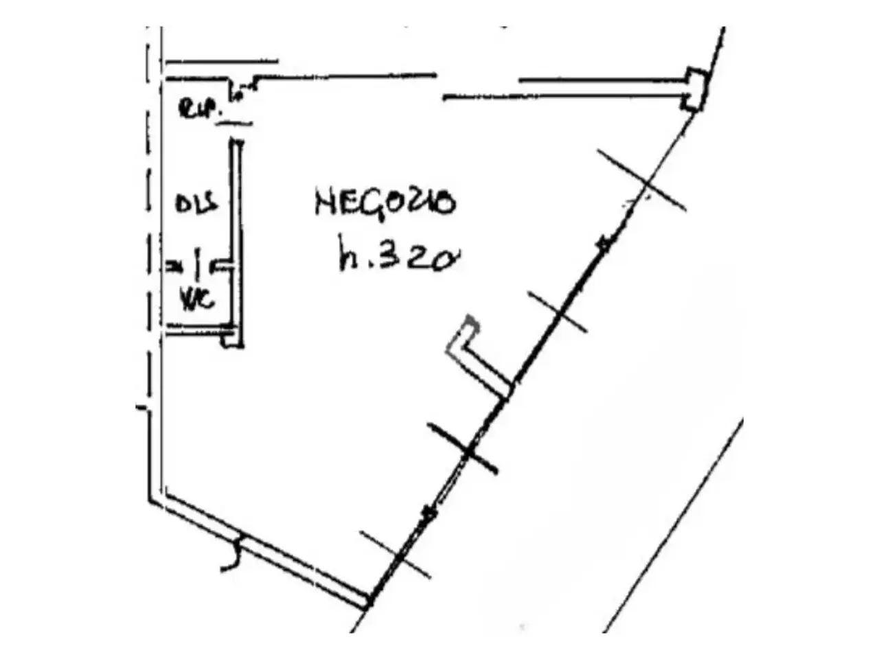 Negozio in Via G. B. Moroni, Gorlago, {3} - Planimetria 1