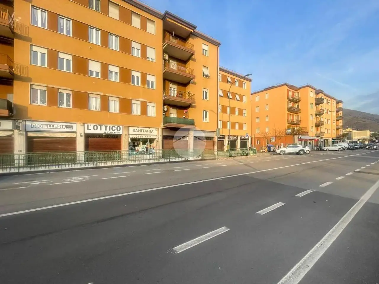 Negozio in Via Piave 153, Brescia, {3} - Foto 1