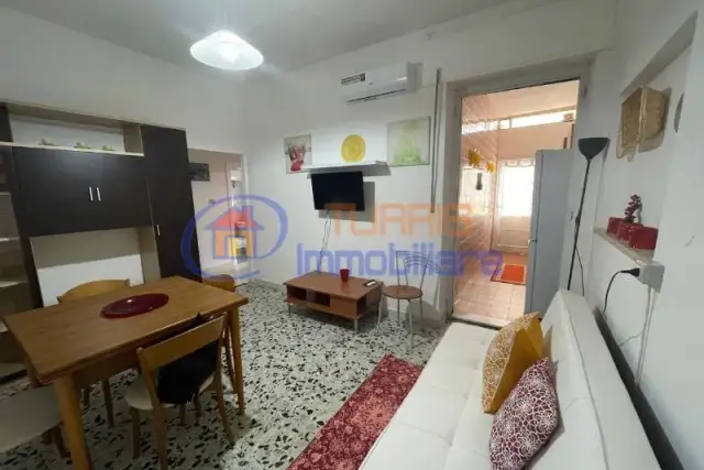 2-room flat in Via Michelangelo Buonarroti, Porto Torres - Photo 1