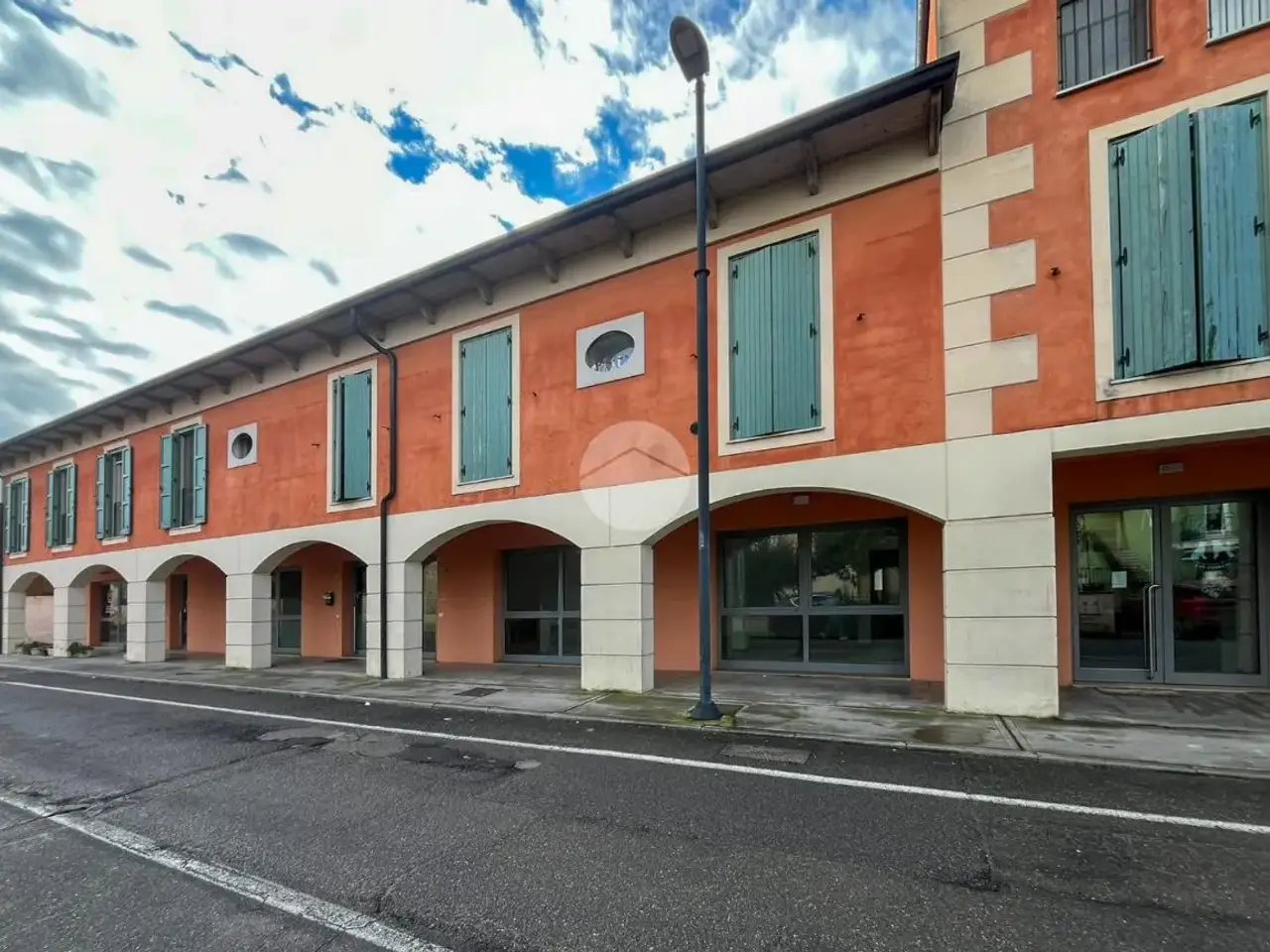 Negozio in Via della Repubblica 42, Acquafredda, {3} - Foto 1