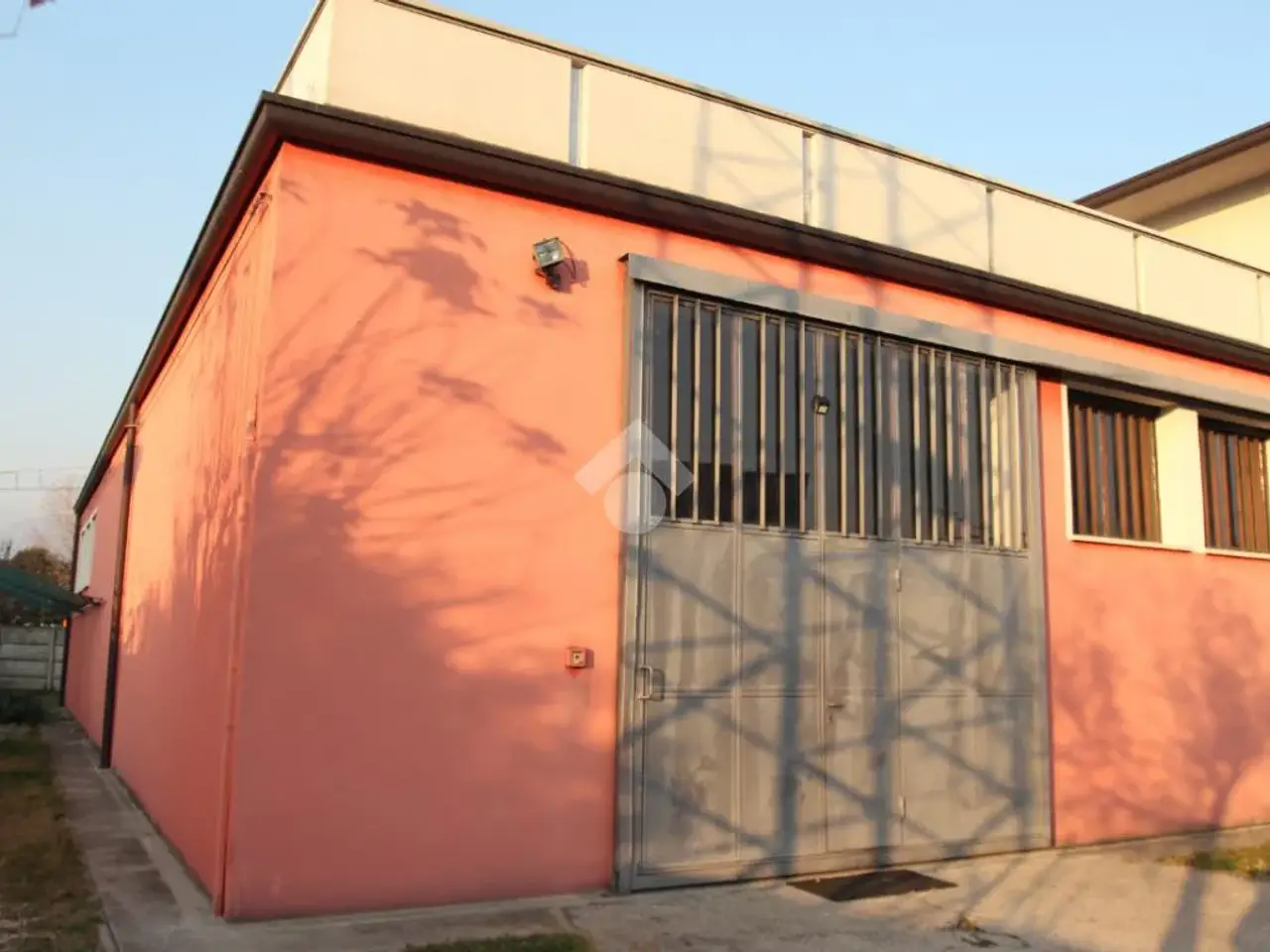 Magazzino in Via Portile 39, Bassano Del Grappa, {3} - Foto 1