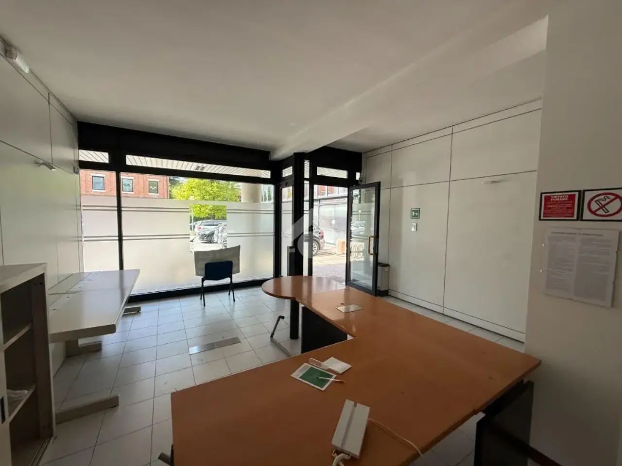 Ufficio in Via Monte Grappa 89, Thiene, {3} - Foto 1