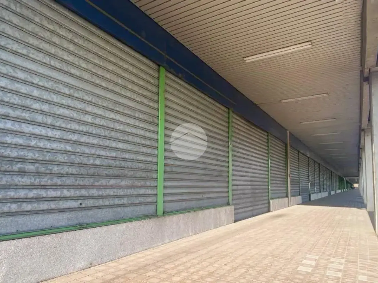 Capannone in Via Francesco Bellafino, Bergamo, {3} - Foto 1