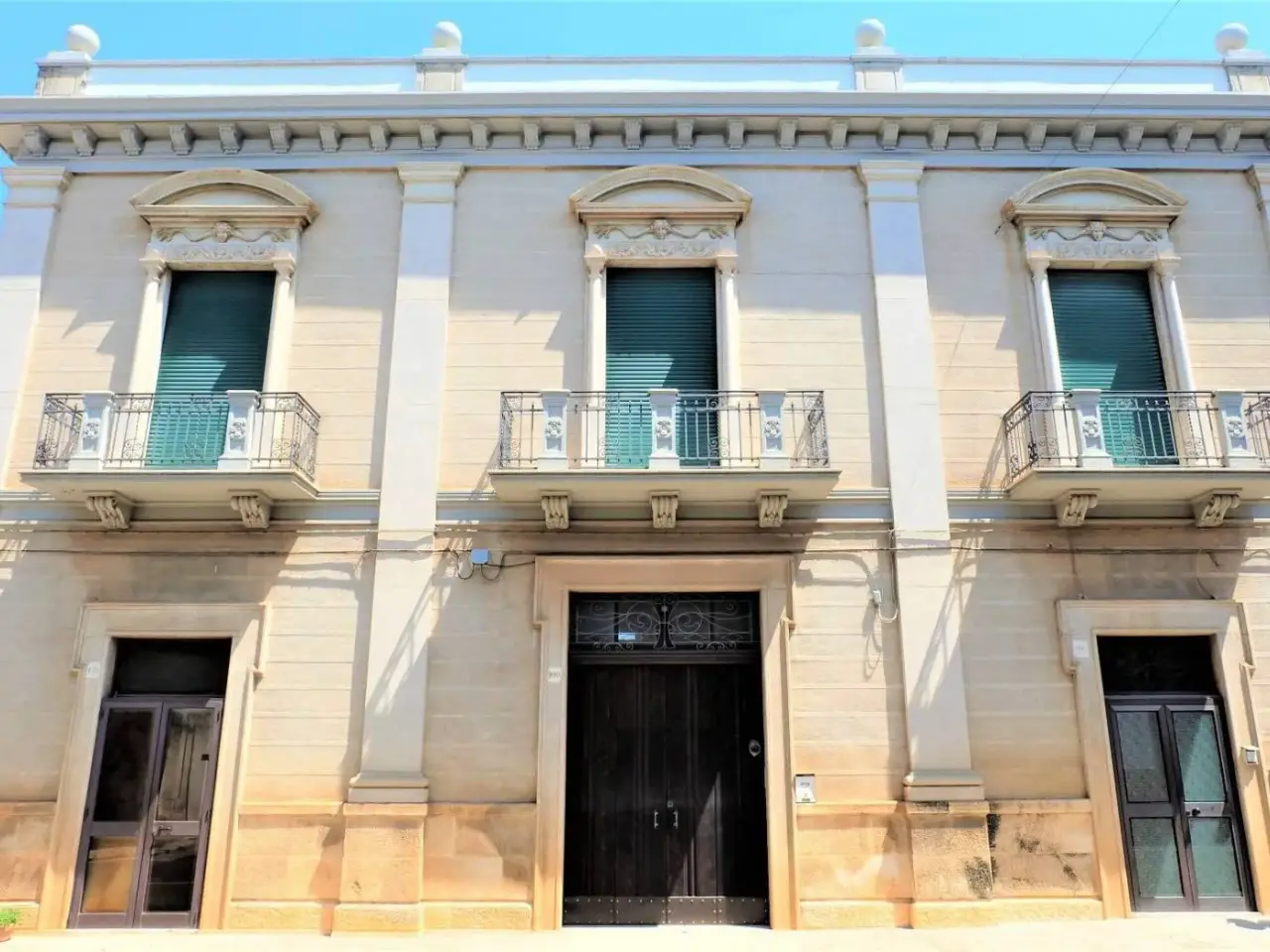 Palazzina commerciale in Via Casamassima 98, Turi, {3} - Foto 1