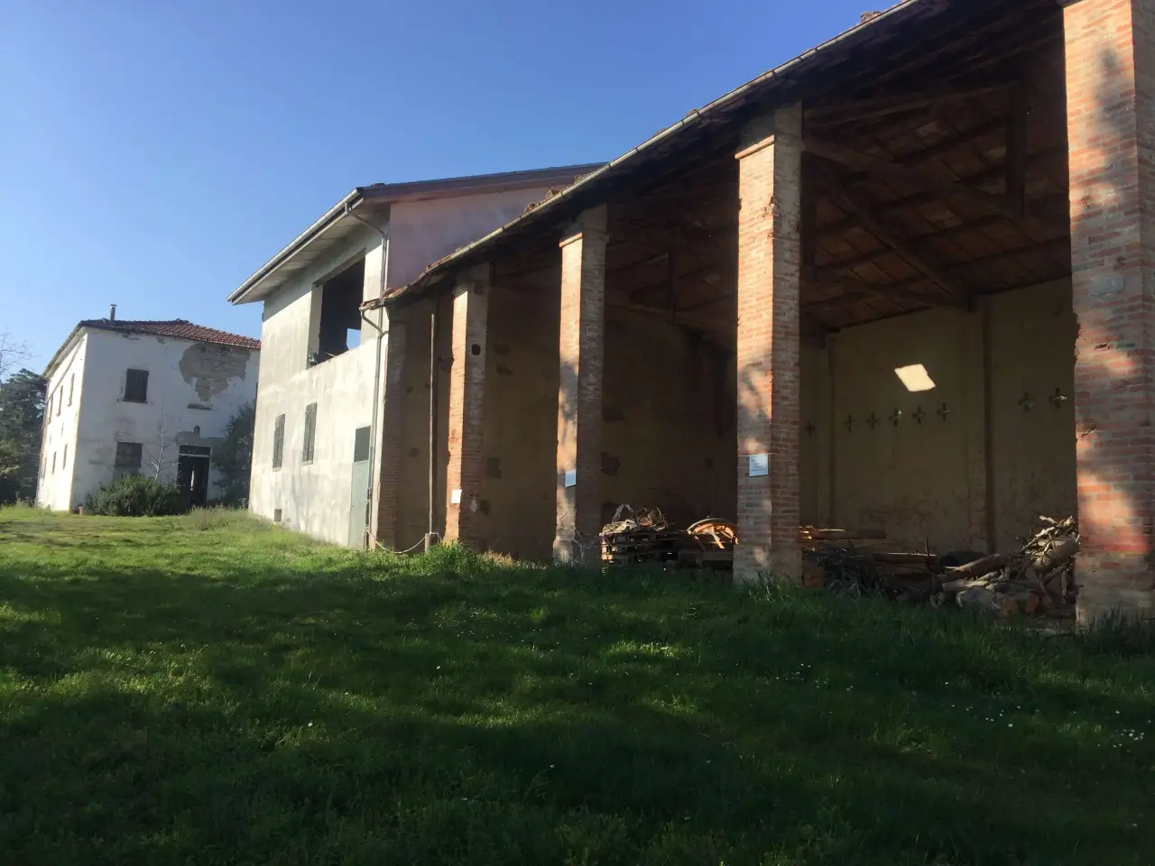 Locale commerciale in , Castrocaro Terme, {3} - Foto 1