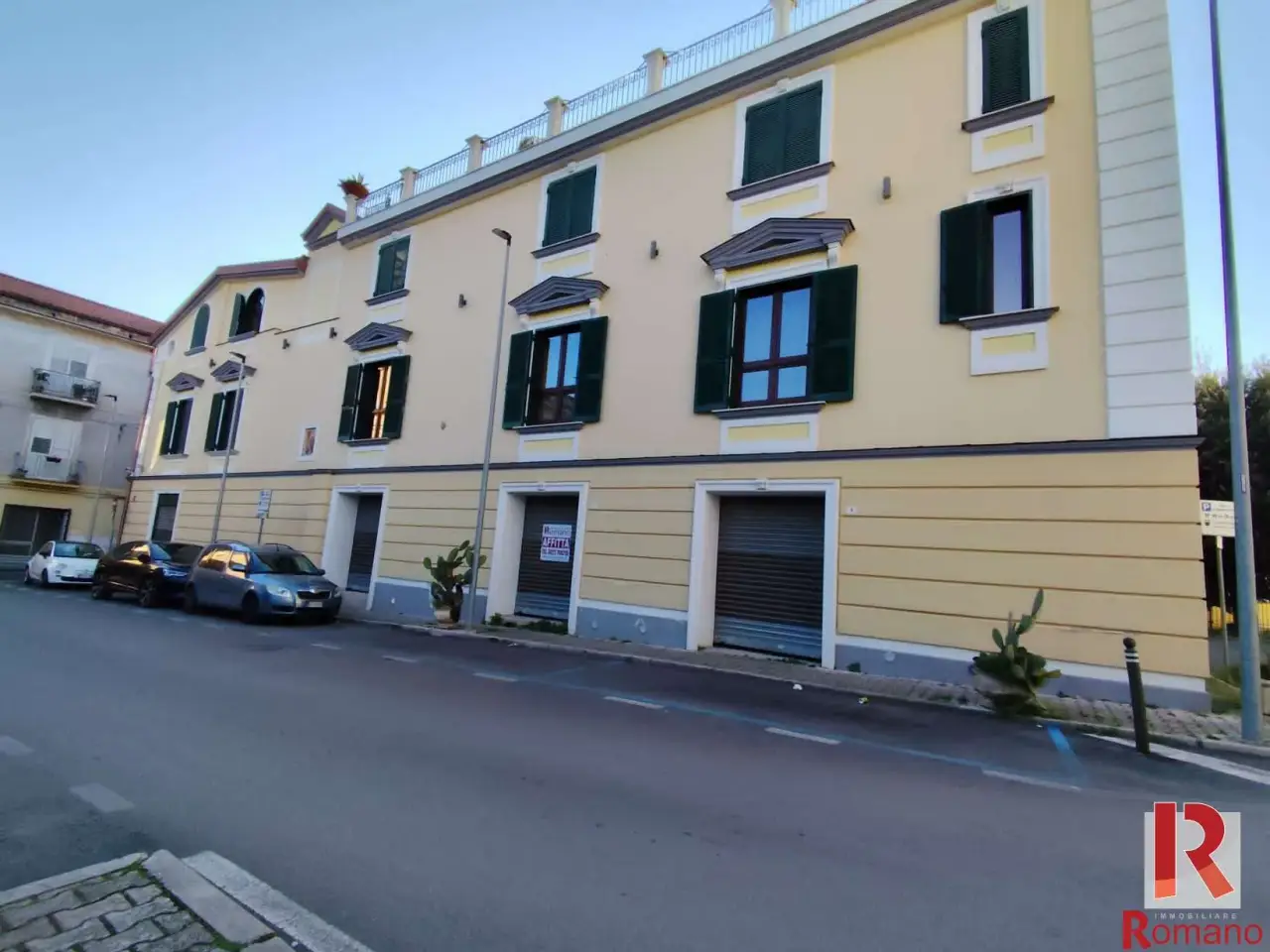 Negozio in Via Francesco Lugnano 4, Santa Maria Capua Vetere, {3} - Foto 1
