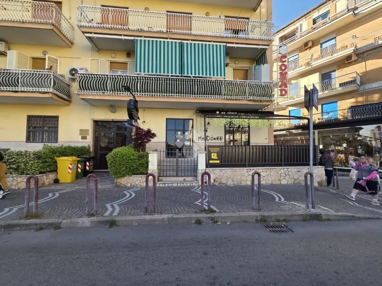 Negozio in Via Vicinale S. Donato 5, Napoli, {3} - Foto 1
