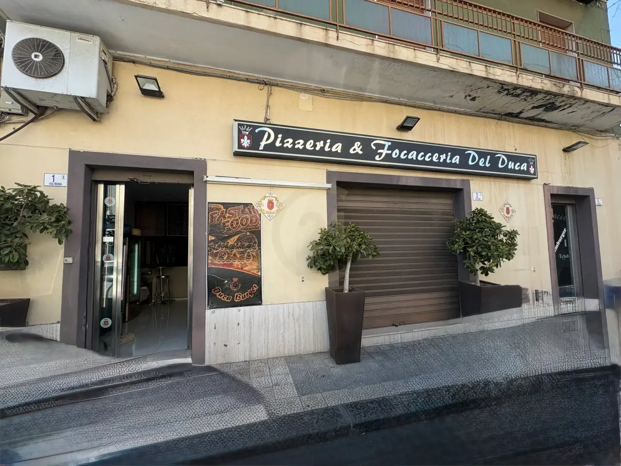 Pizzeria in Via Roma 1, Motta Sant'Anastasia, {3} - Foto 1