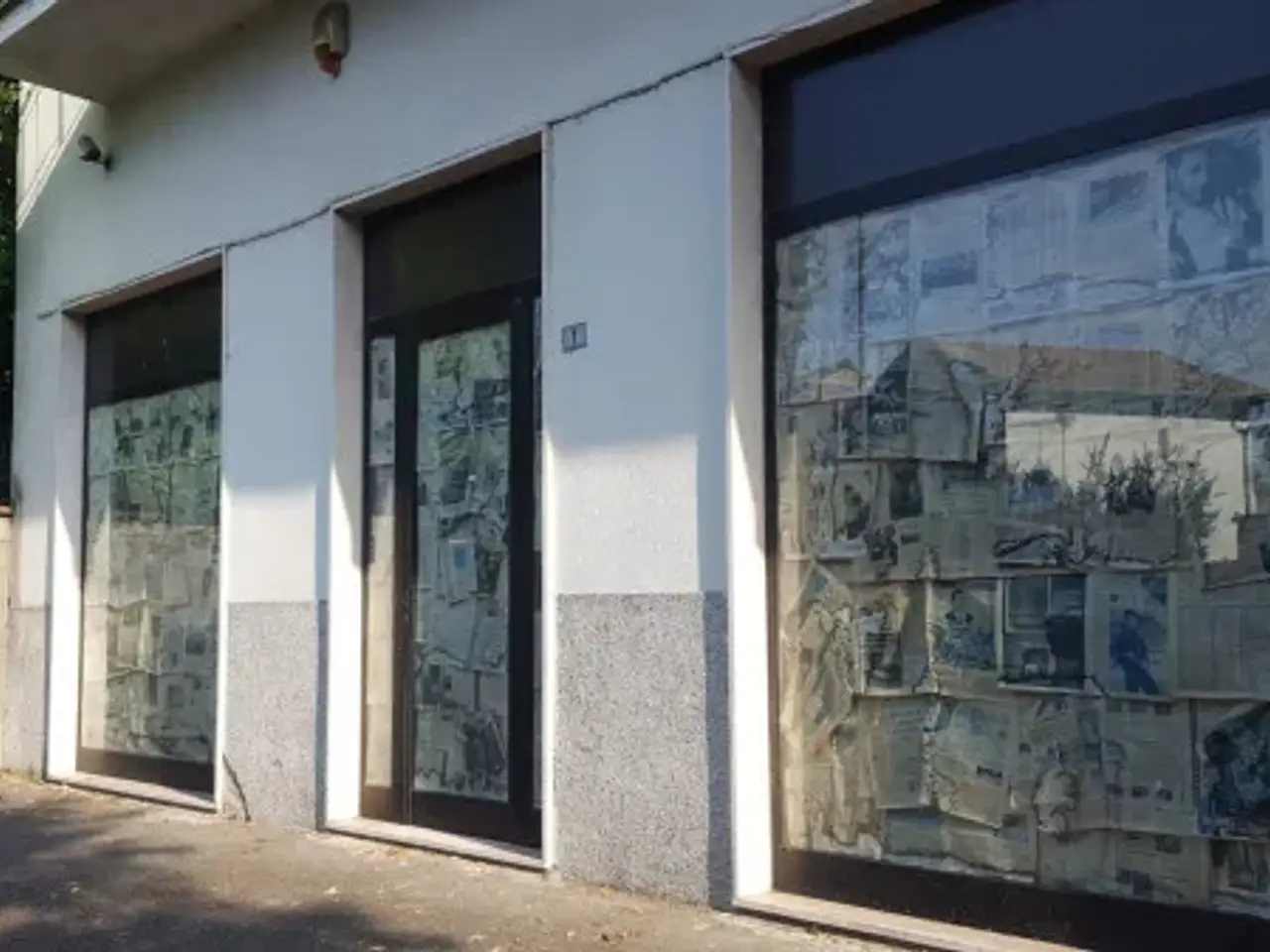 Negozio in Via G. Valli, Garbagnate Milanese, {3} - Foto 2