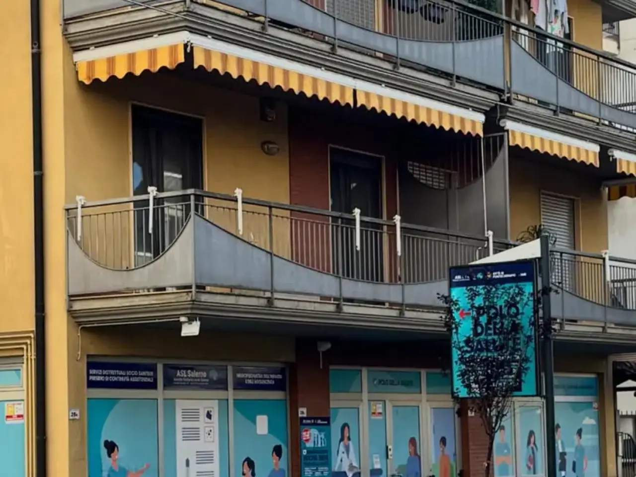 Negozio in Sant'Antonio, Pontecagnano Faiano, {3} - Foto 2