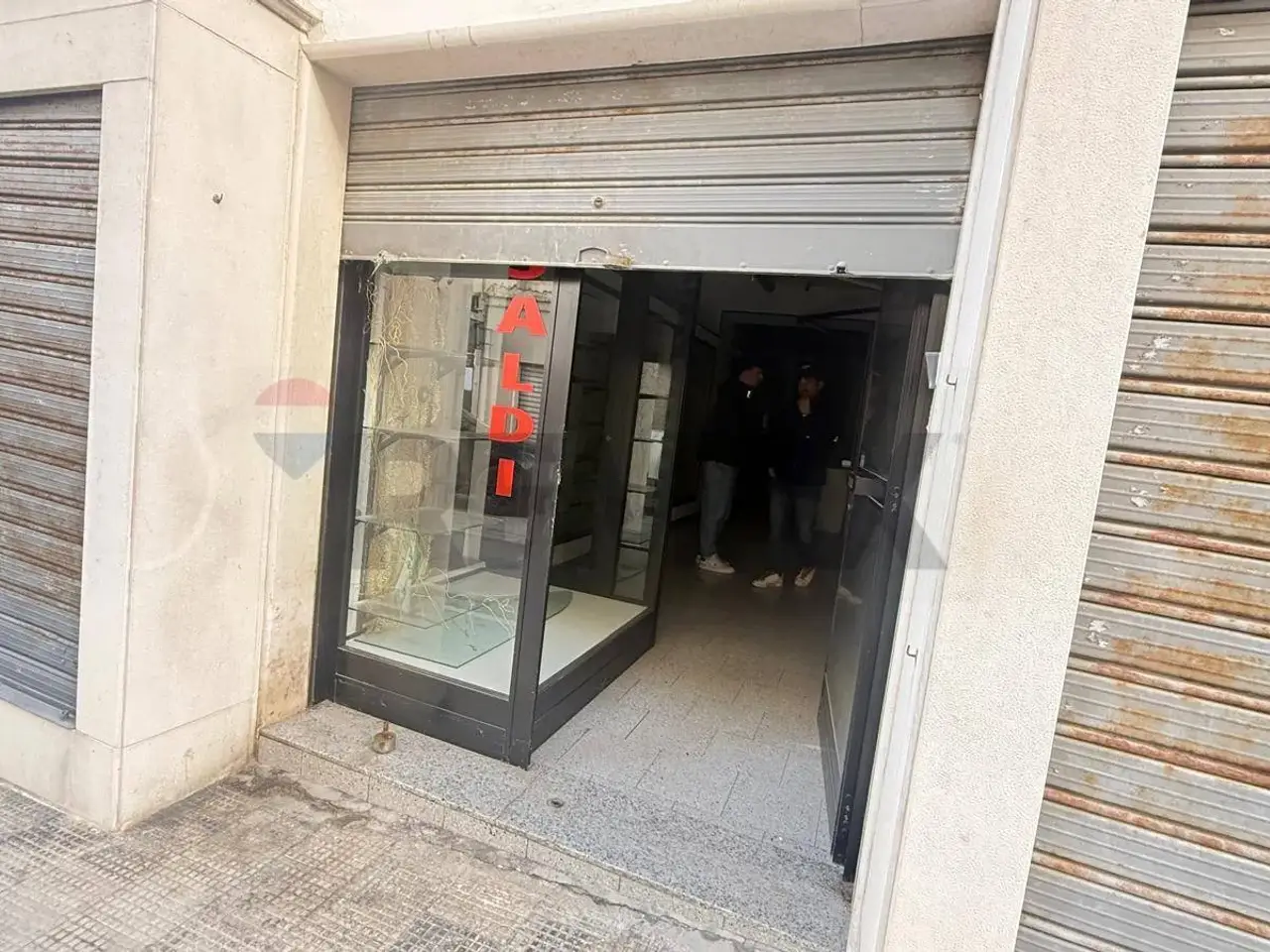 Negozio in Via Valeri 3, Vieste, {3} - Foto 2