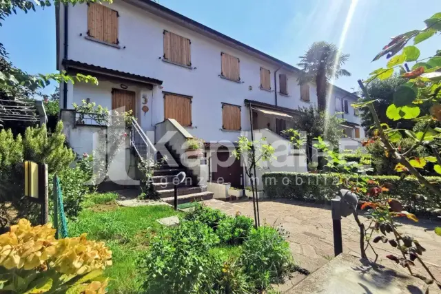 Terraced house in Via Alessandro Volta, Castenaso - Photo 1